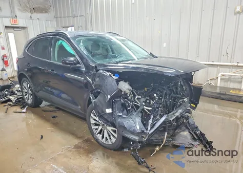 2022 Ford Escape Titanium из США, поврежденный, VIN 1FMCU9J91NUA11488